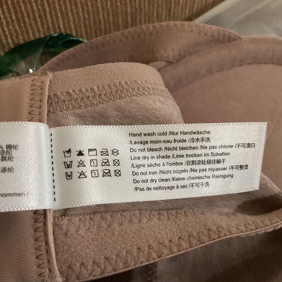 CALVENA Maternity Nursing Bra 36E Underwire Lightly Padded - Picture 7 of 8